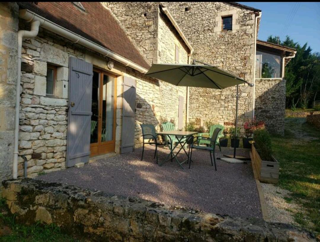 Gite Sauveterre-la-Lemance Bagian luar foto